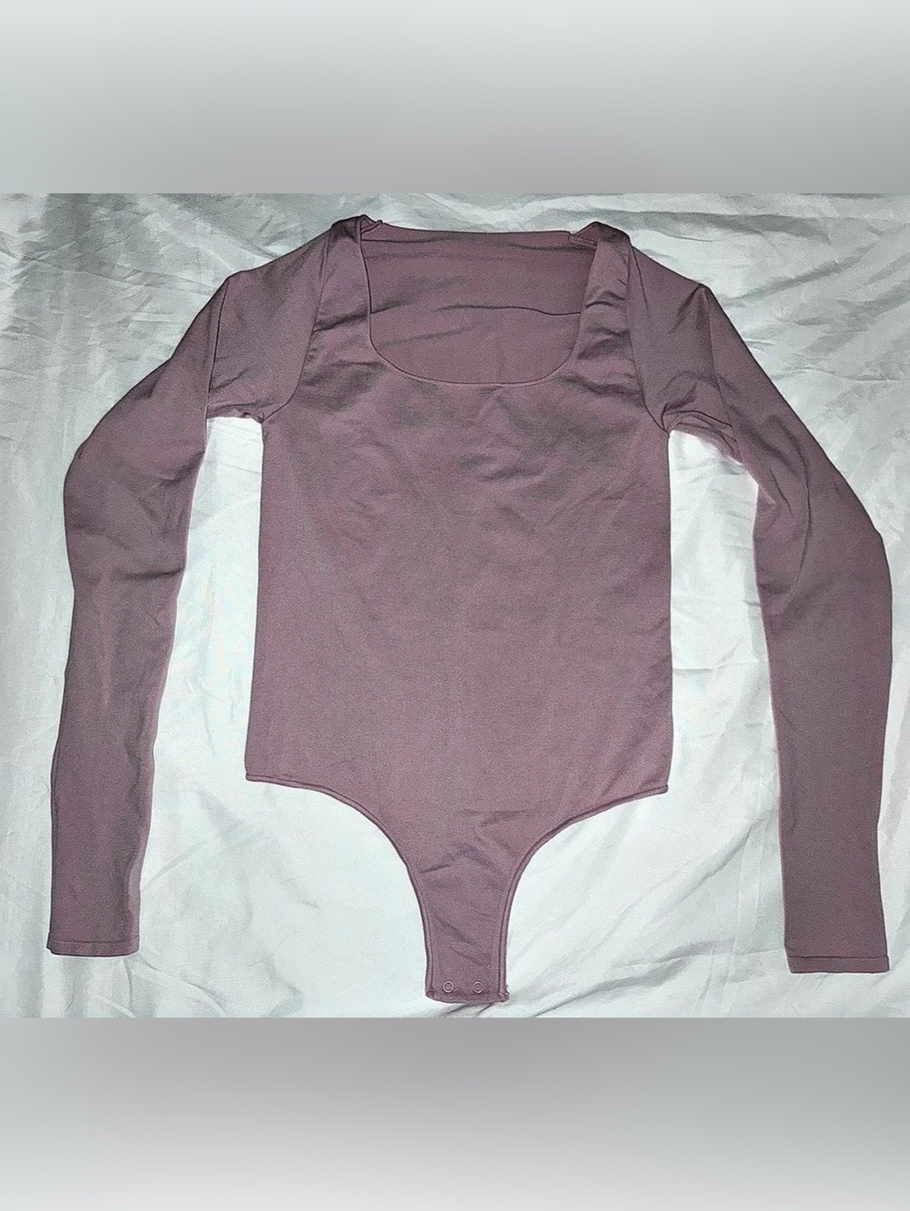 Long Sleeve Skims Bodysuit in Purple Like New